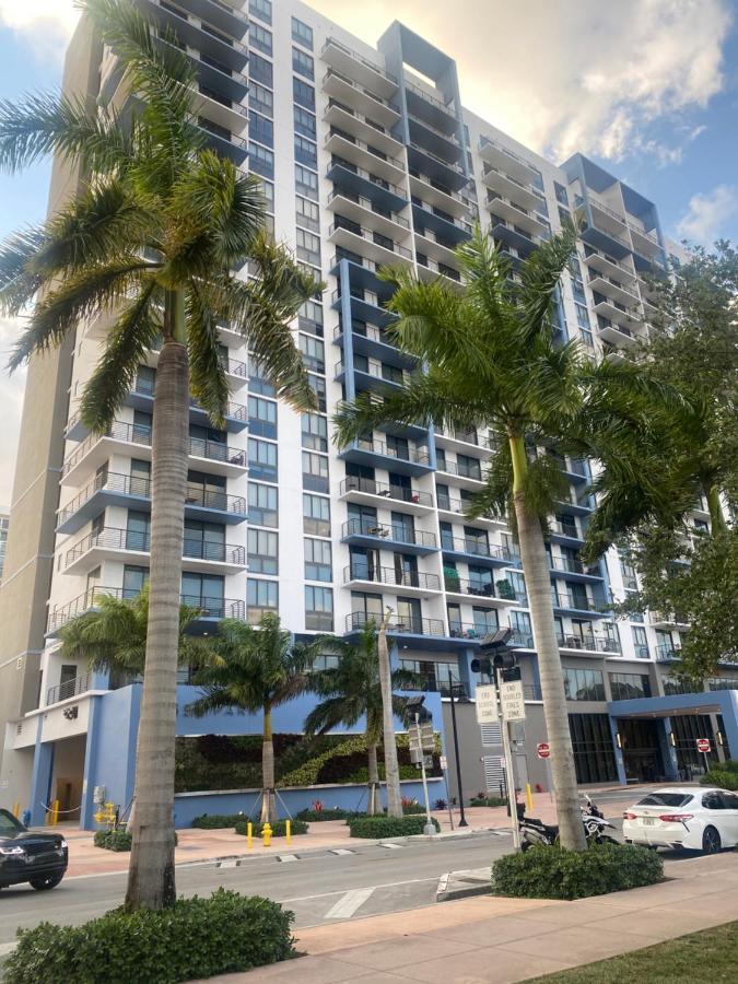 Downtown Doral, Florida. New Condo Style Resort. Bagian luar foto