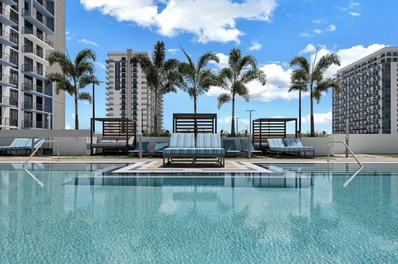 Downtown Doral, Florida. New Condo Style Resort. Bagian luar foto