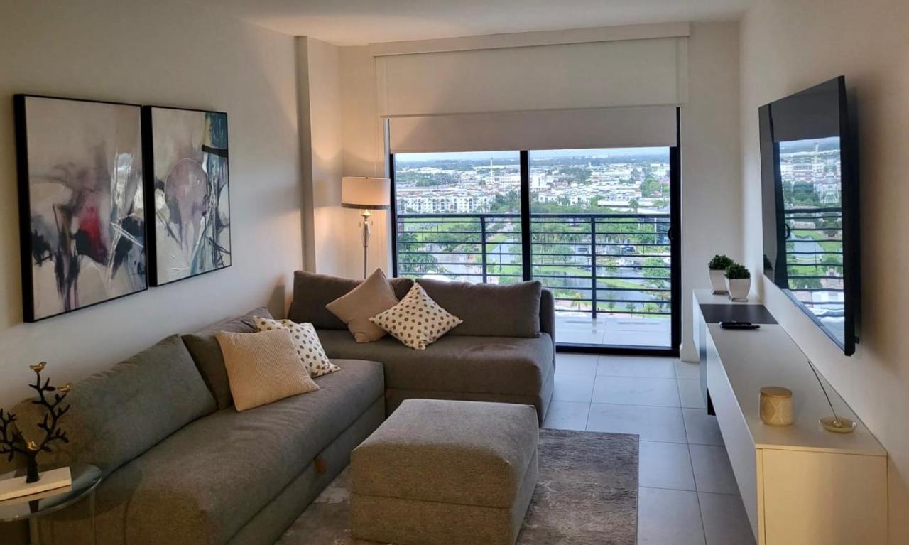 Downtown Doral, Florida. New Condo Style Resort. Bagian luar foto